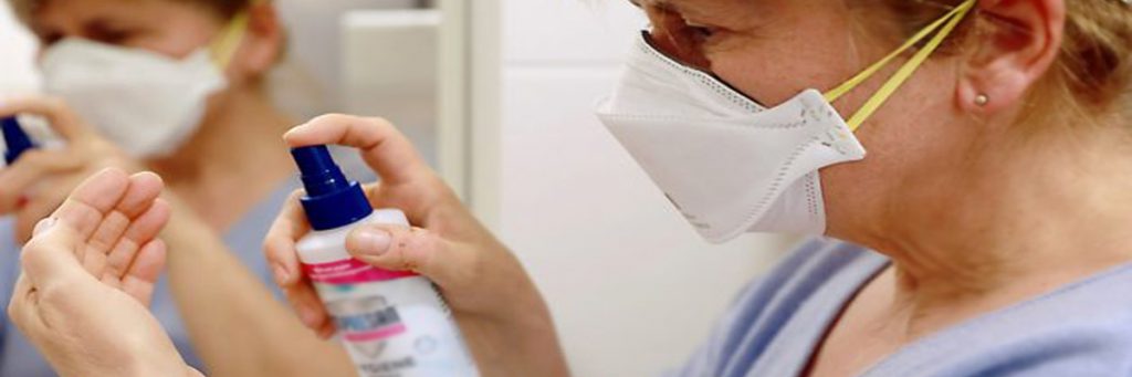 مبارزه با ویروس کرونا در شرکت گُل‌سِتان