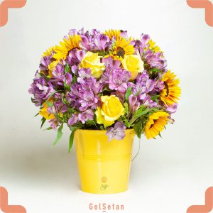 باکس آفتابگردان و رز هدیه ای زیبا و جذاب