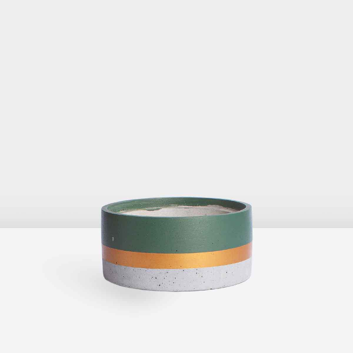green-cylindrical-concrete-pot دیش بتنی استوانه ای سبز