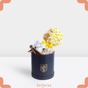 باکس گل نرگس و مجسمه هدیه