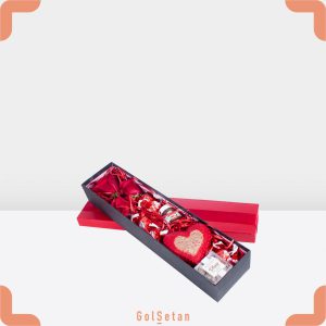 باکس رز قرمز و شکلات زیبا و خاص