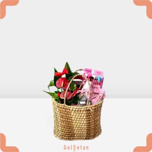 باکس آنتوریوم و لوازم آرایش و شمع