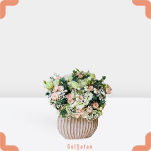 گلدان لیسیانتوس و عروس خاص