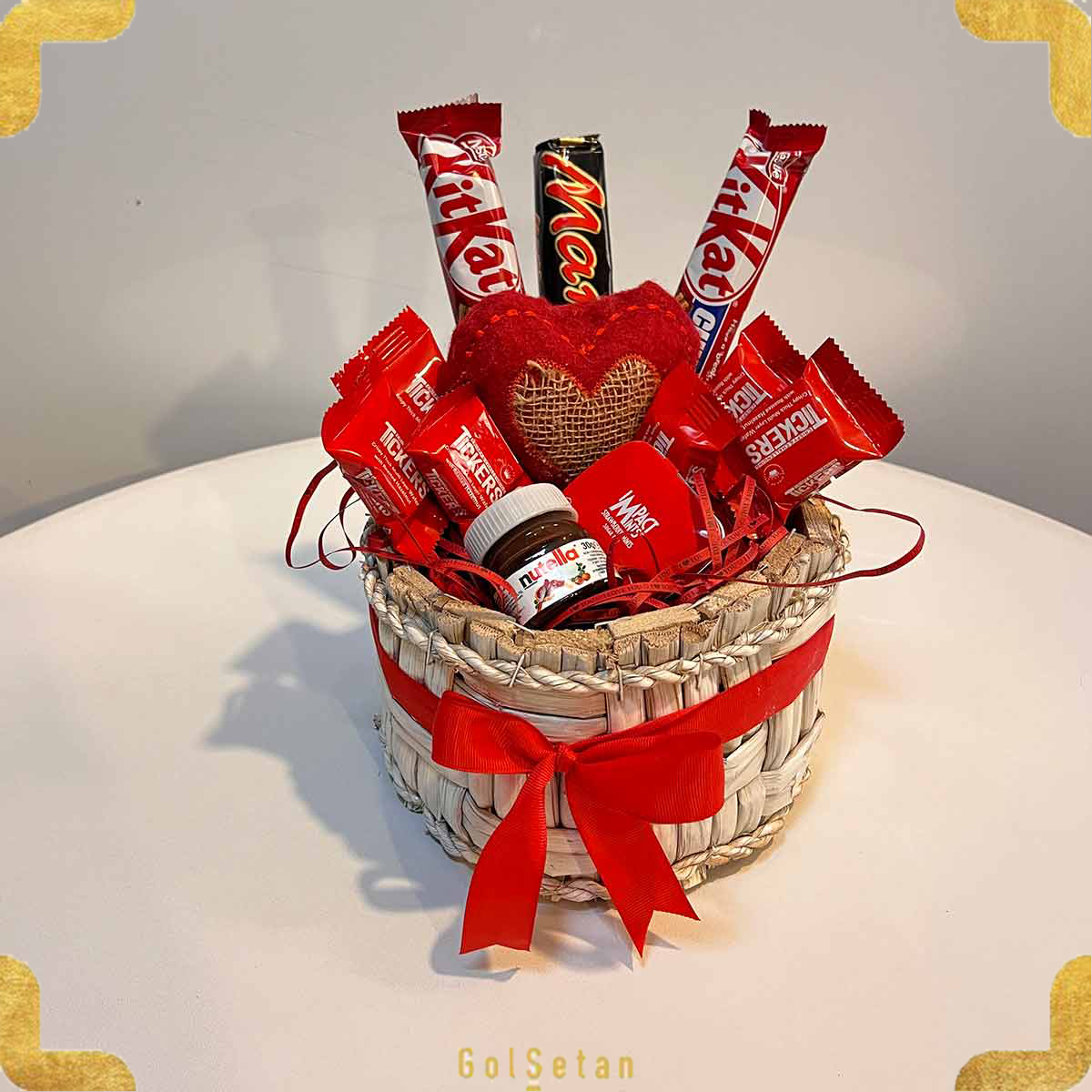 red-heart-love-chocolate-box